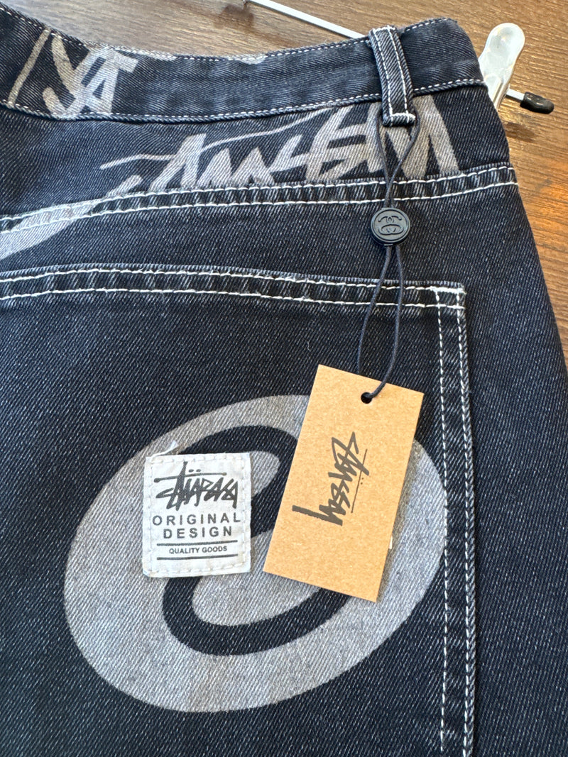 STUSSY 8 BALL L