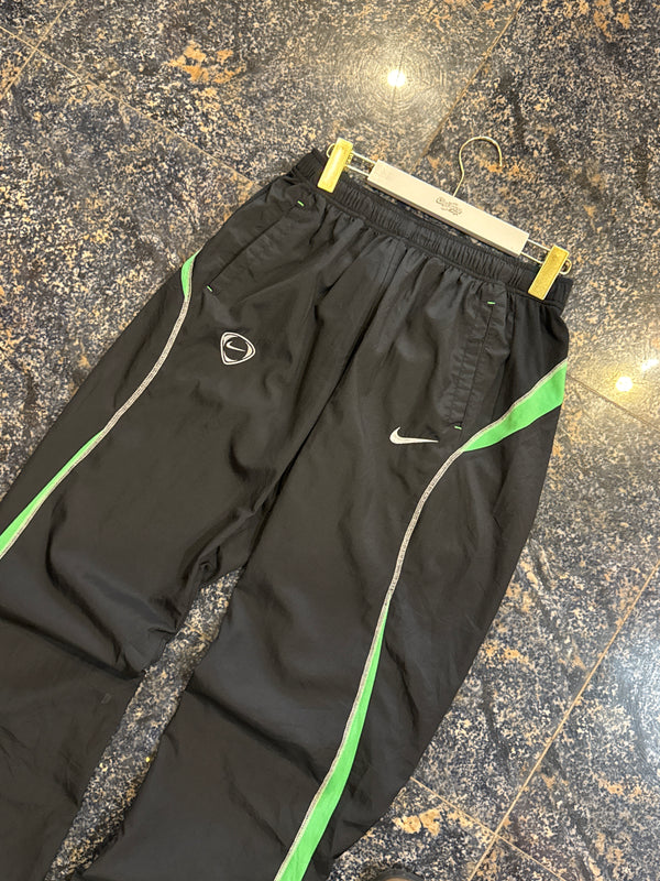 VINTAGE NIKE TRACK PANTS S