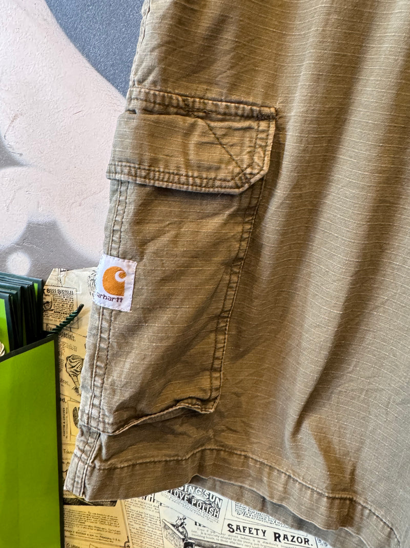 VINTAGE CARHARTT CARGO SHORTS 33