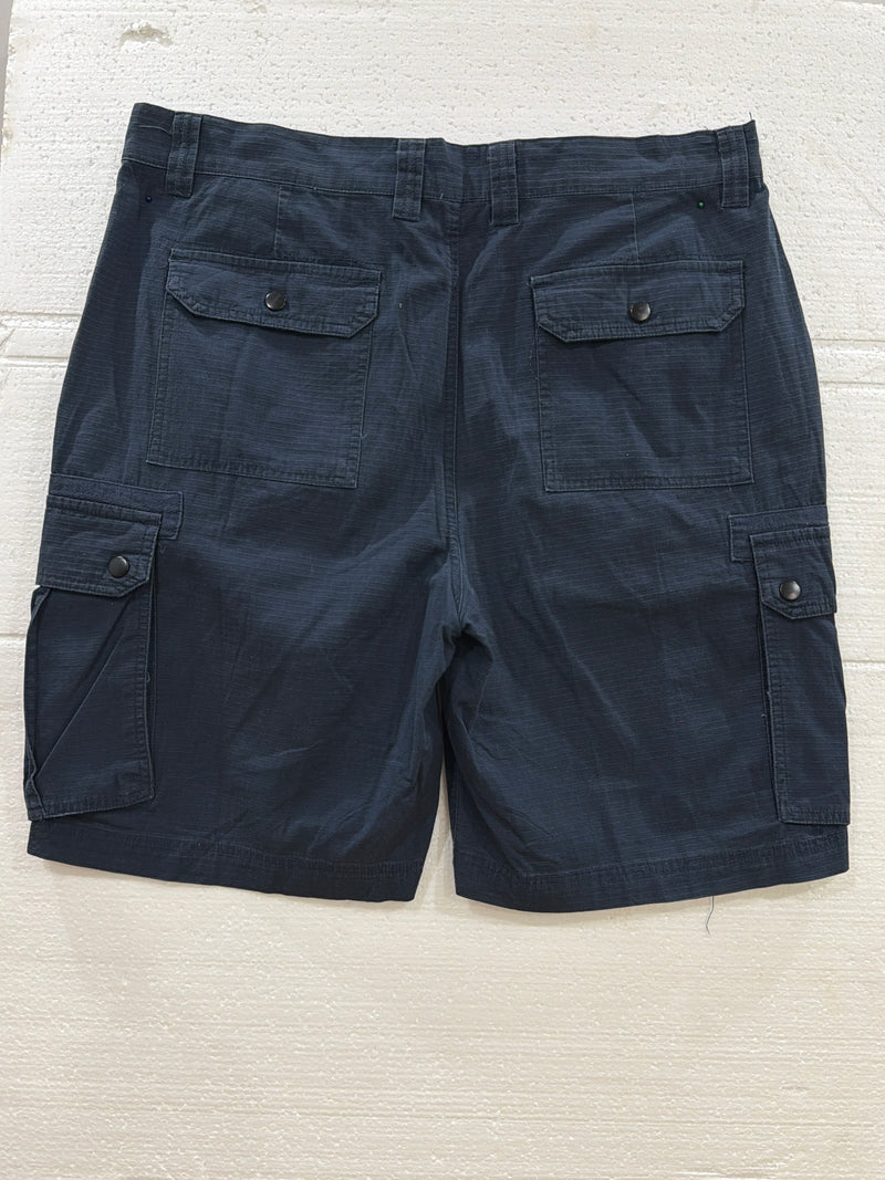 VINTAGE NIKE CARGO SHORTS 36