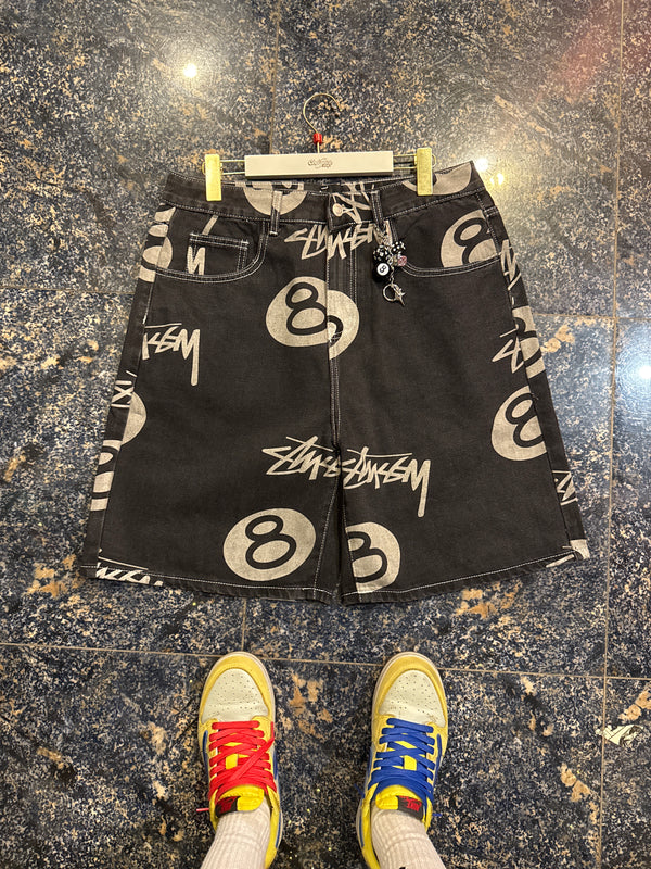 8 Ball 🎱 Short S