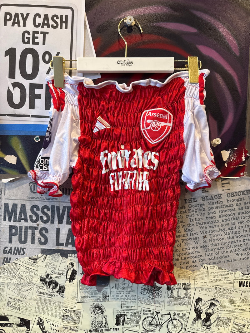Reworked Arsenal soccer jersey