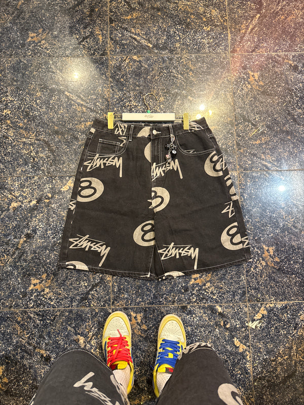 8 Ball 🎱 Short XL
