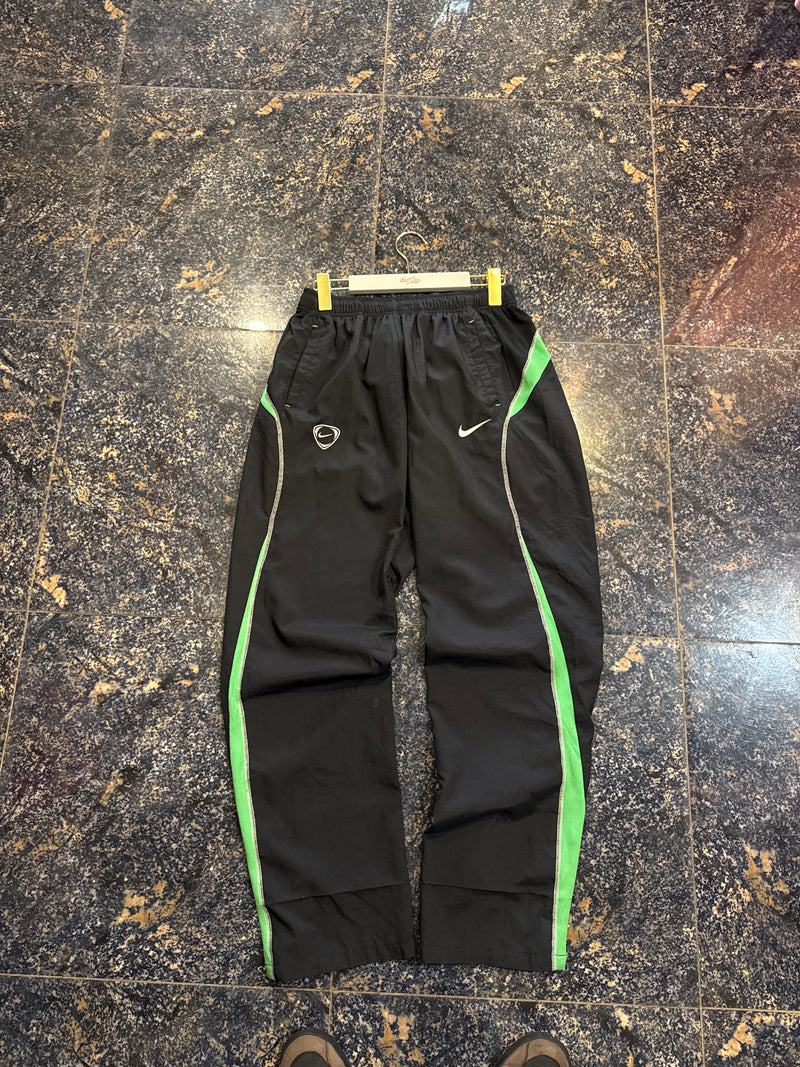 VINTAGE NIKE TRACK PANTS S
