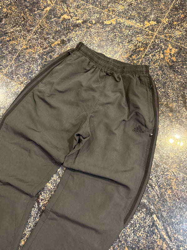 VINTAGE ADIDAS TRACKE PANTS M