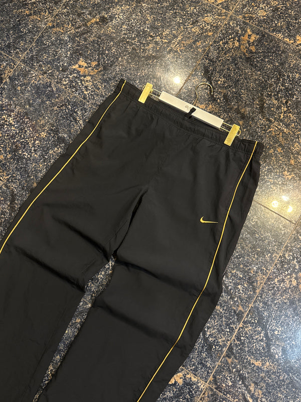 VINTAGE NIKE TRACK PANTS L