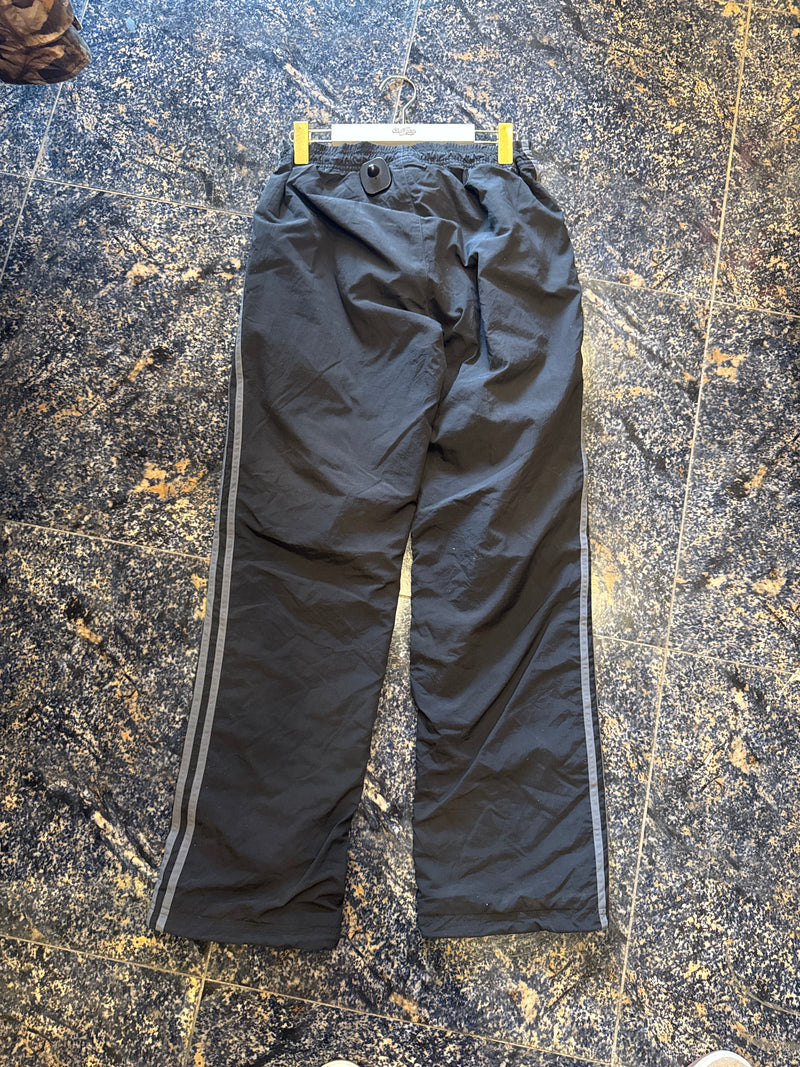VINTAGE ADIDAS TRACK PANTS L