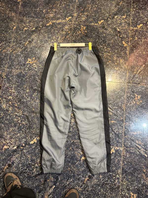VINTAGE NIKE TRACK PANTS M