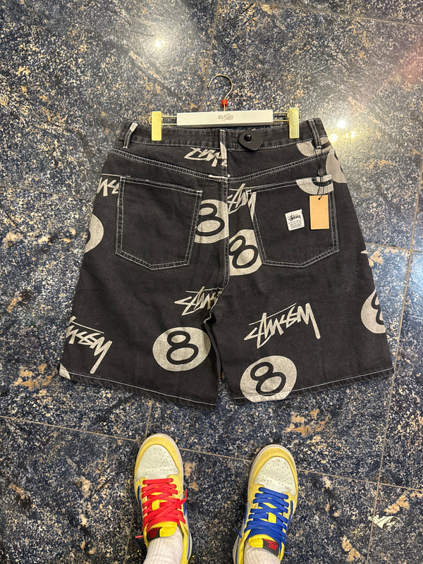8 Ball 🎱 Short S
