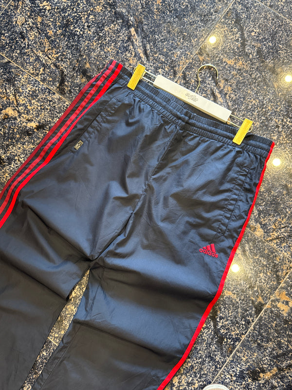 VINTAGE ADIDAS TRACK PANTS L