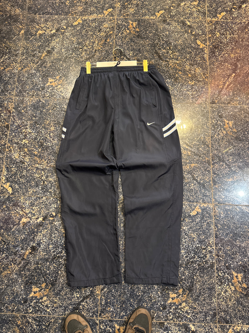 VINTAGE NIKE TRACK PANTS L
