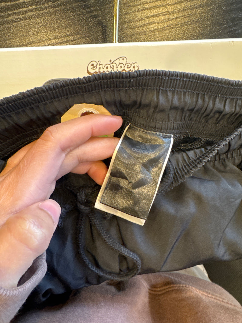VINTAGE ADIDAS TRACK PANTS L
