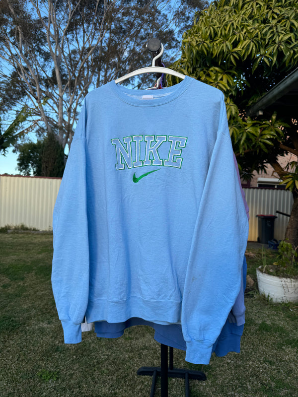 VINTAGE NIKE SPELLOUT SWEATER XL