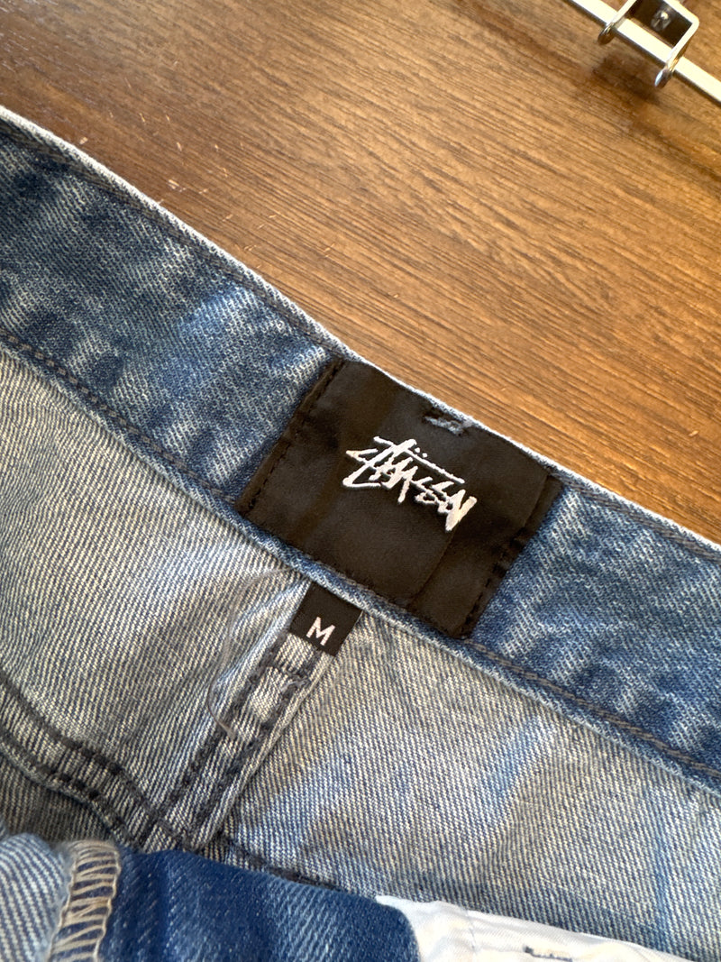 STUSSY 8 BALL M