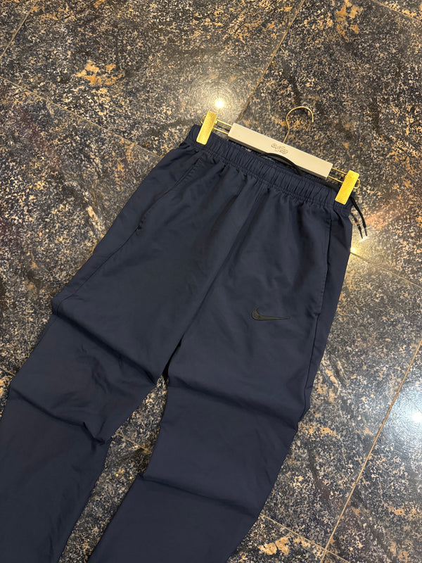 VINTAGE NIKE TRACK PANTS S