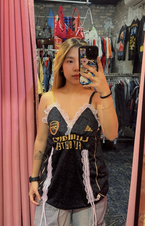 Reworked Arsenal soccer jersey