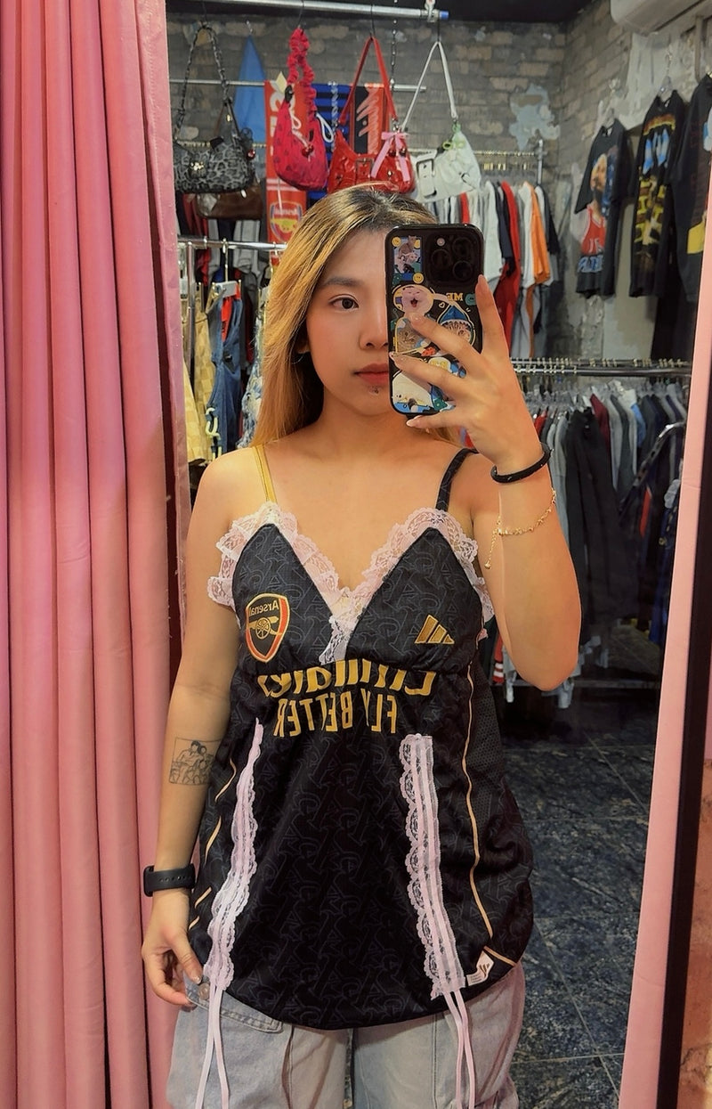 Reworked Arsenal soccer jersey