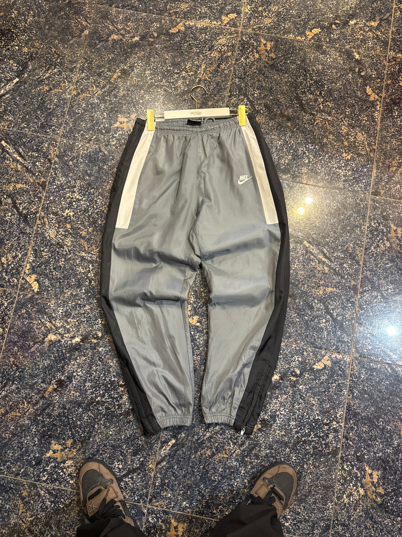 VINTAGE NIKE TRACK PANTS M