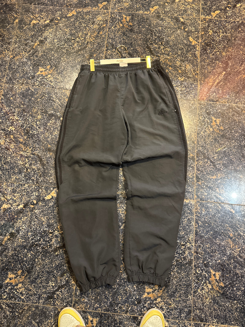 VINTAGE ADIDAS TRACK PANTS L