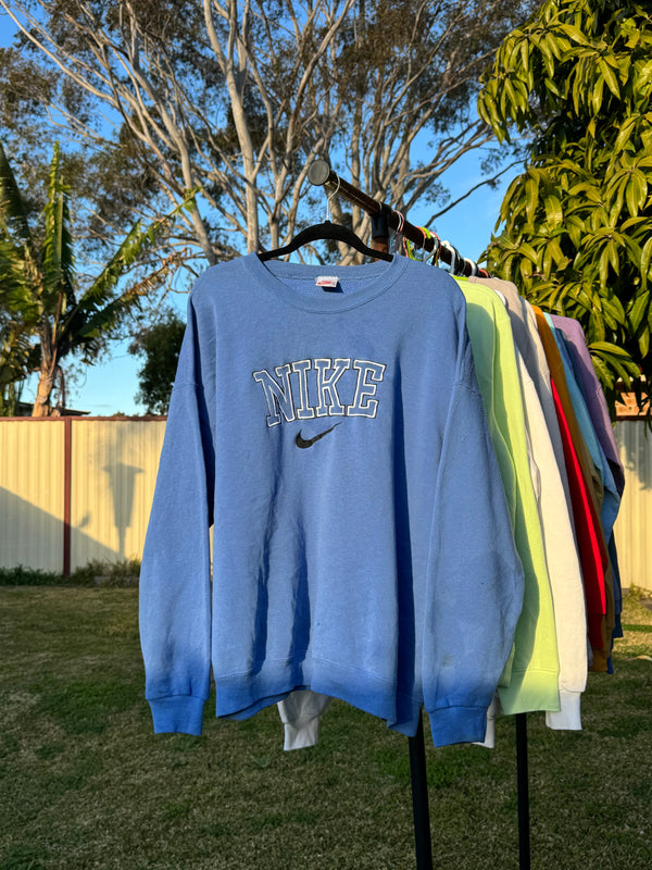 VINTAGE NIKE SPELLOUT SWEATER XL