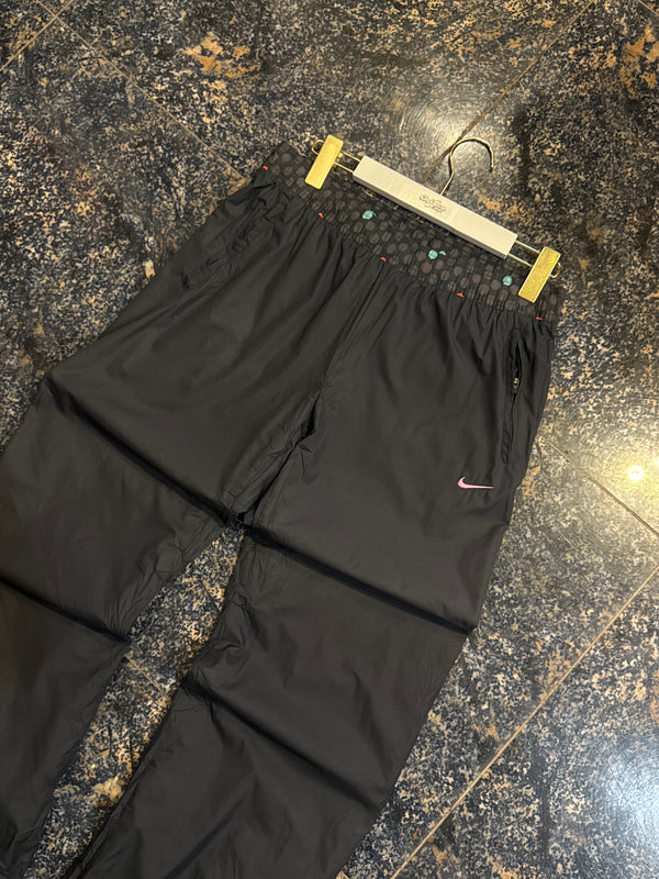 VINTAGE NIKE TRACK PANTS L