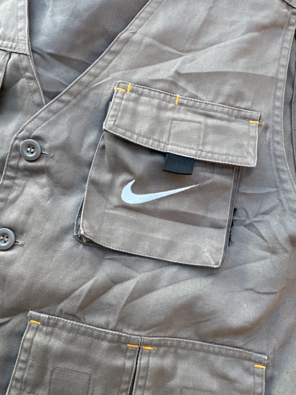 VINTAGE NIKE VEST L