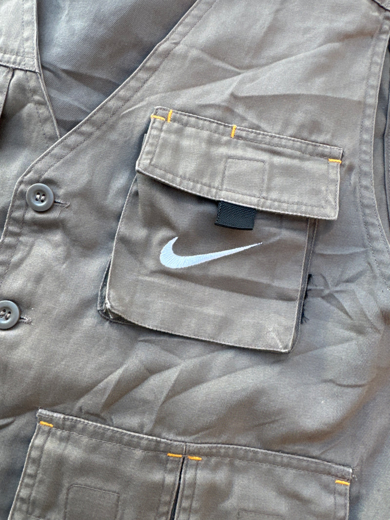 VINTAGE NIKE VEST L