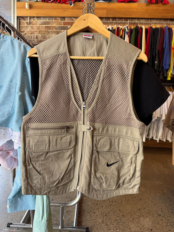 VINTAGE NIKE VEST L