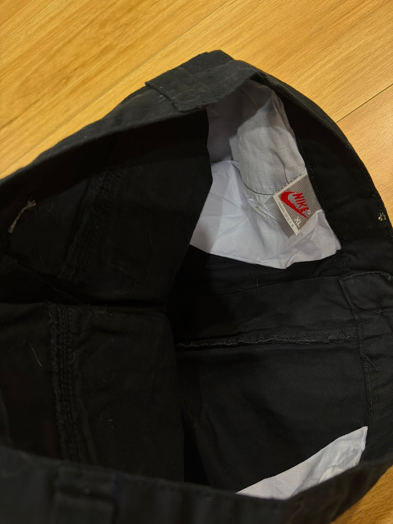 VINTAGE NIKE CARGO SHORTS 29