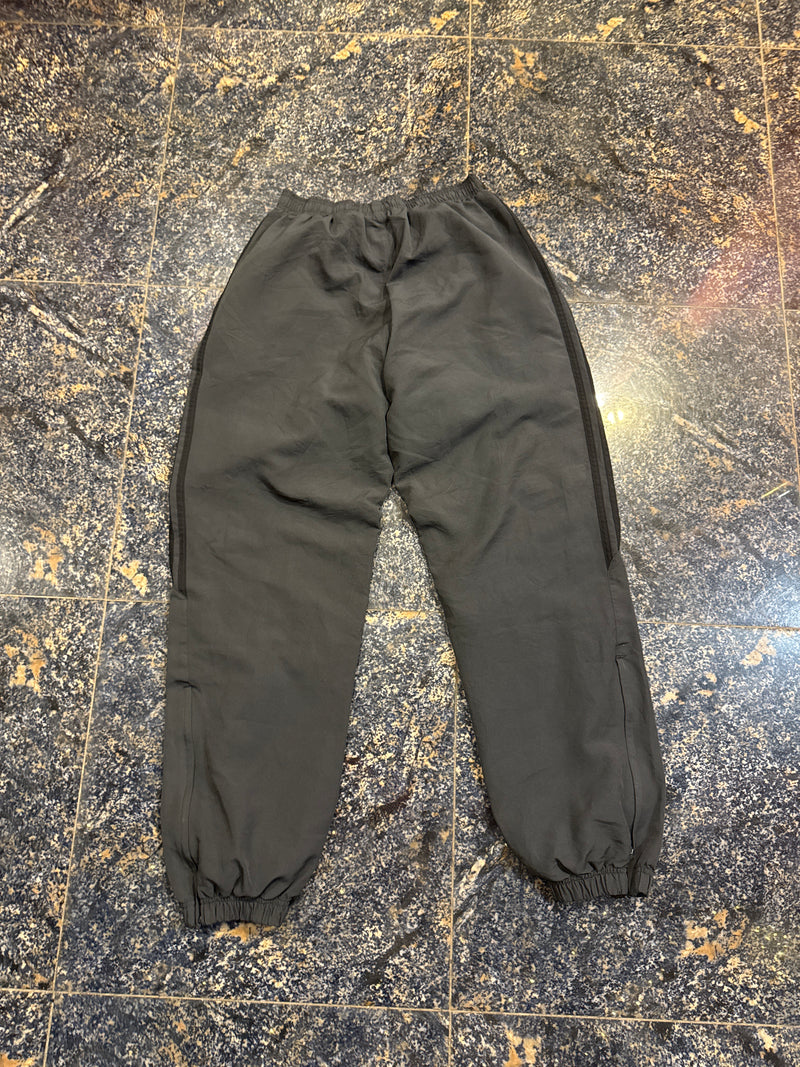 VINTAGE ADIDAS TRACKE PANTS M