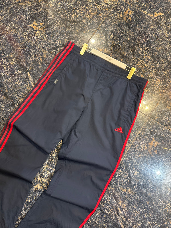 VINTAGE ADIDAS TRACK PANTS L