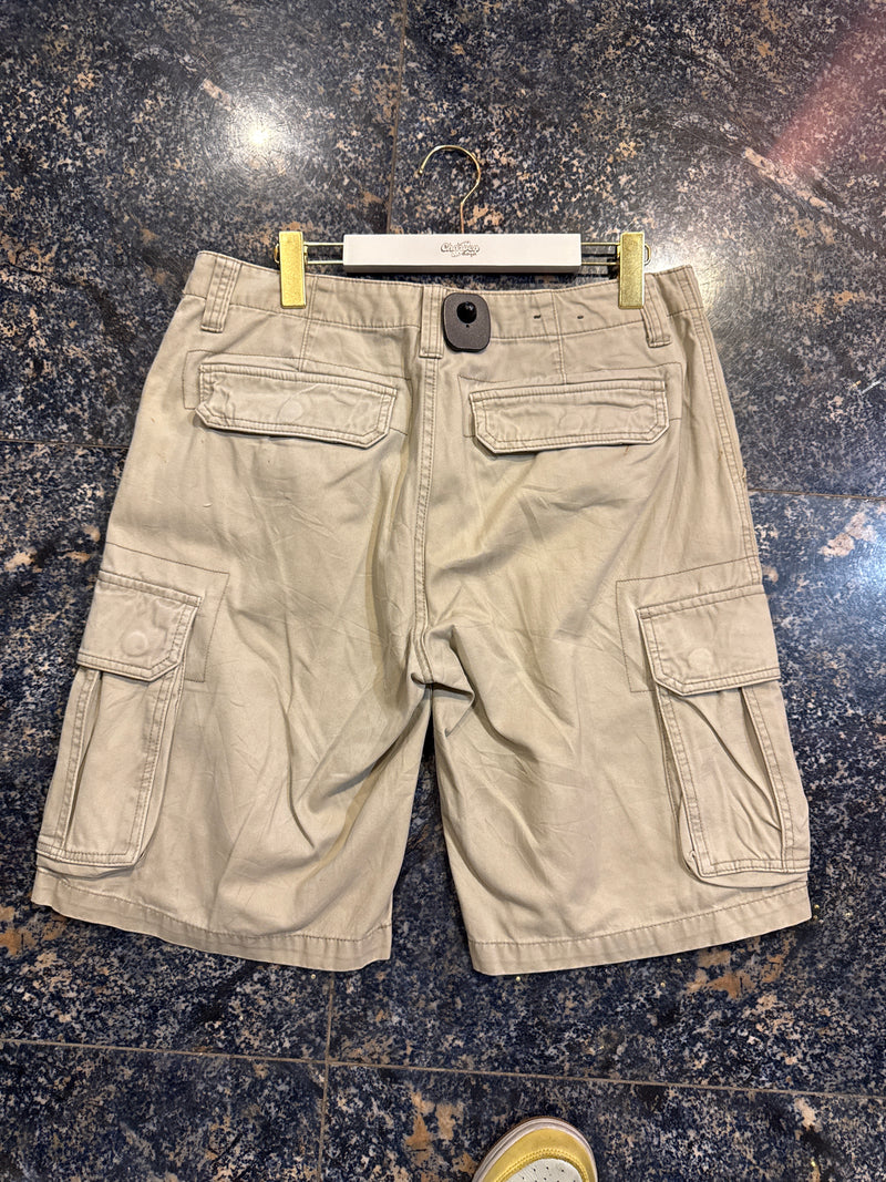 VINTAGE NIKE CARGO SHORTS  32