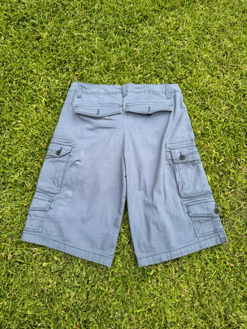 VINTAGE NIKE CARGO SHORTS 32