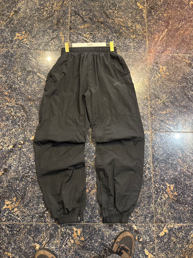 VINTAGE NIKE TRACK PANTS M