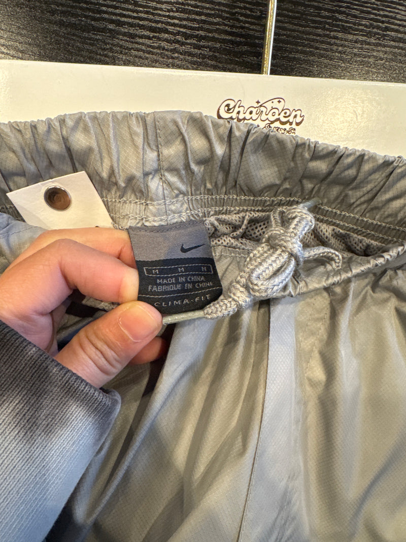 VINTAGE NIKE TRACK PANTS M