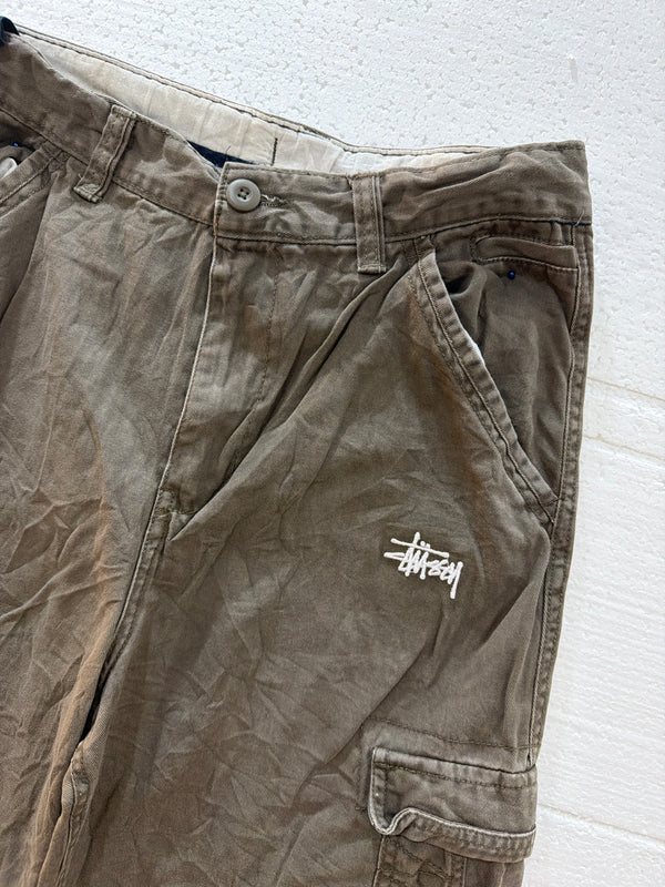 VINTAGE STUSSY CARGO SHORTS 28
