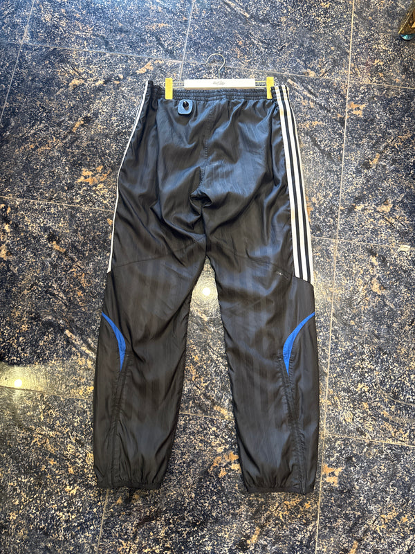 VINTAGE ADIDAS TRACK PANTS L