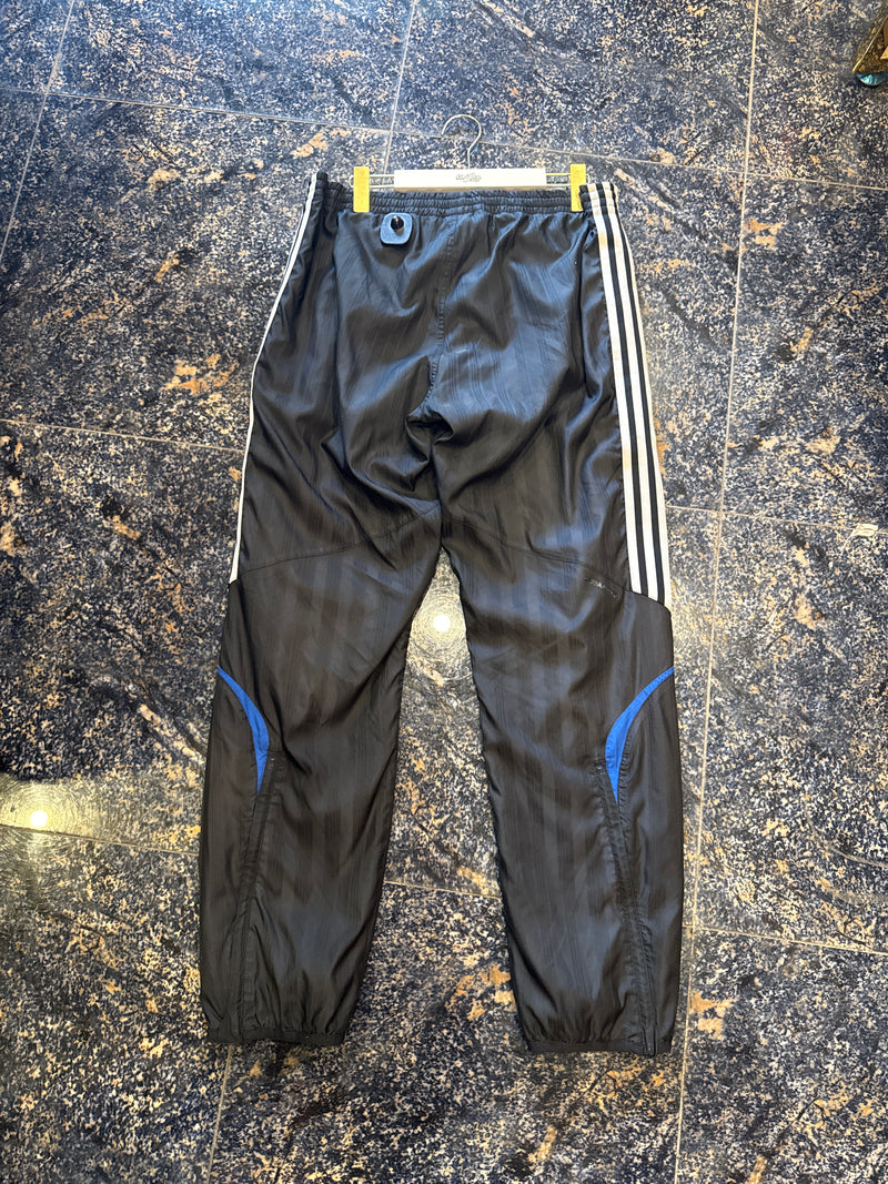 VINTAGE ADIDAS TRACK PANTS L