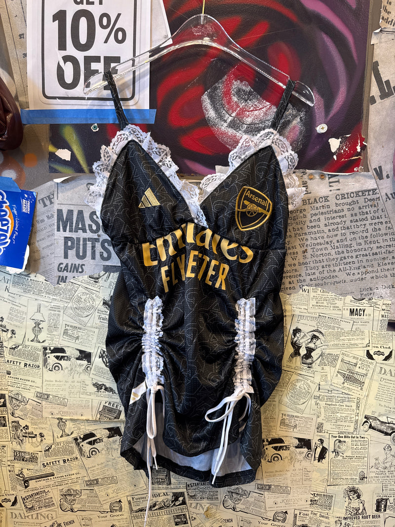Reworked Arsenal soccer jersey