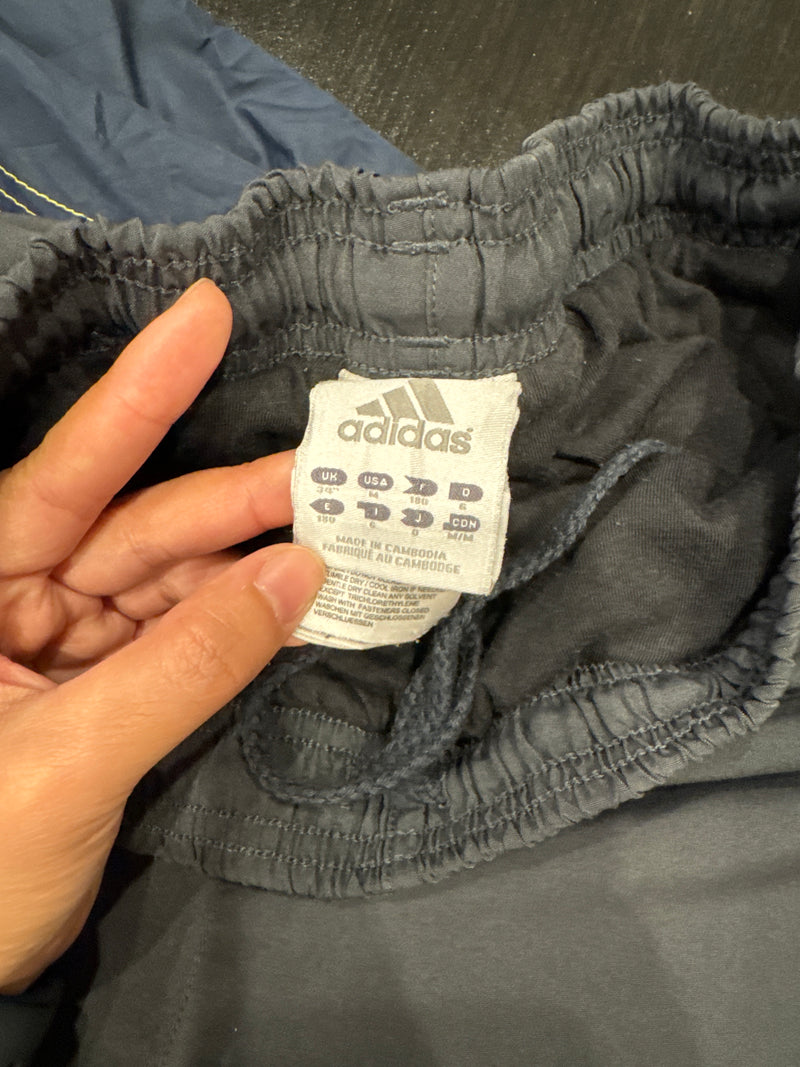 VINTAGE ADIDAS TRACKE PANTS M