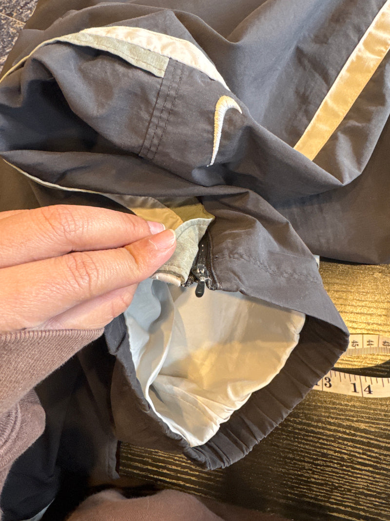 VINTAGE NIKE TRACK PANTS L