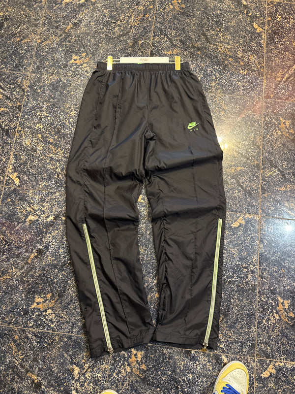 VINTAGE NIKE TRACK PANTS L