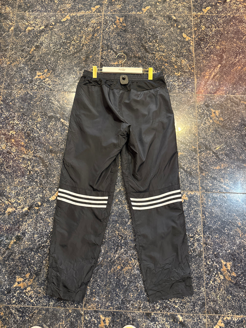 VINTAGE ADIDAS TRACK PANTS L