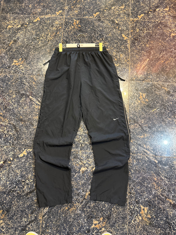 VINTAGE NIKE TRACK PANTS L