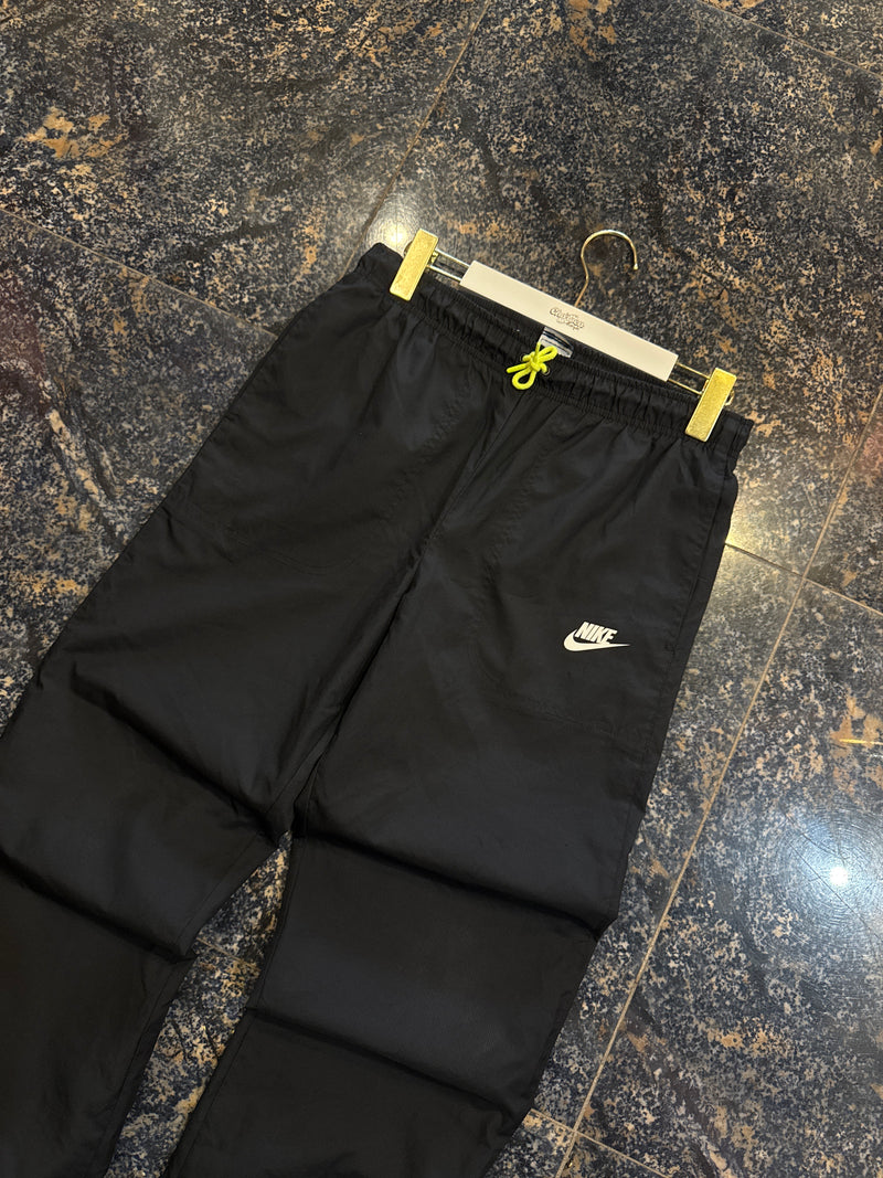 VINTAGE NIKE TRACK PANTS L