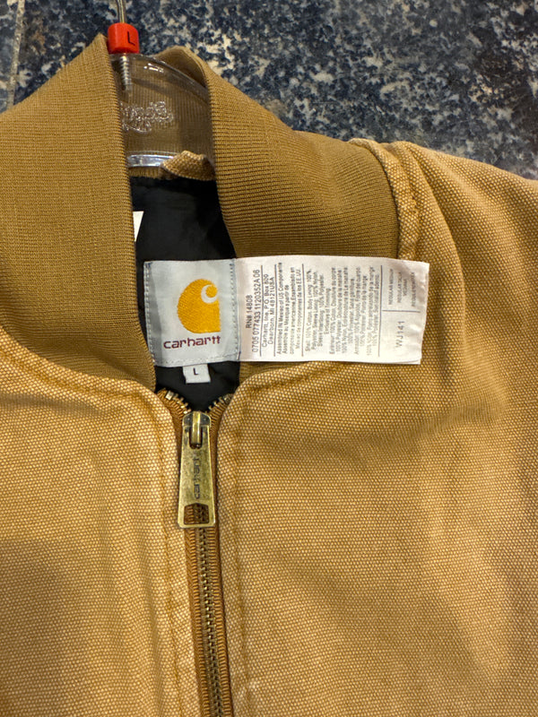 VINTAGE CARHARTT VESTS L