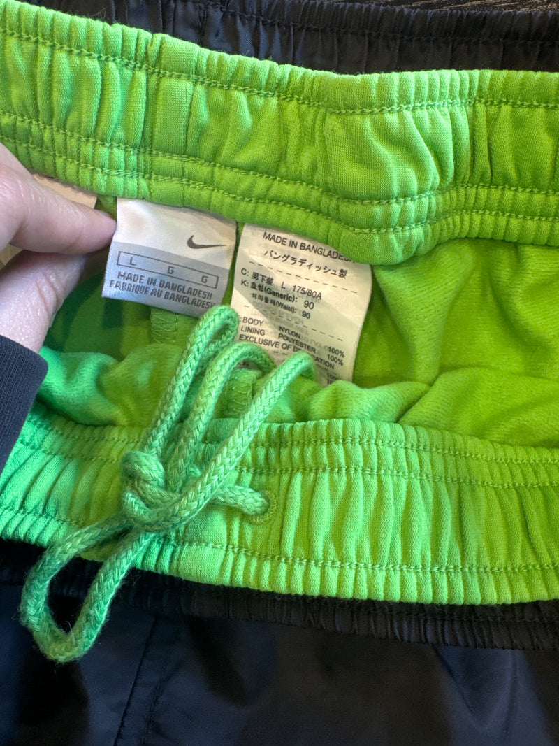 VINTAGE NIKE TRACK PANTS L