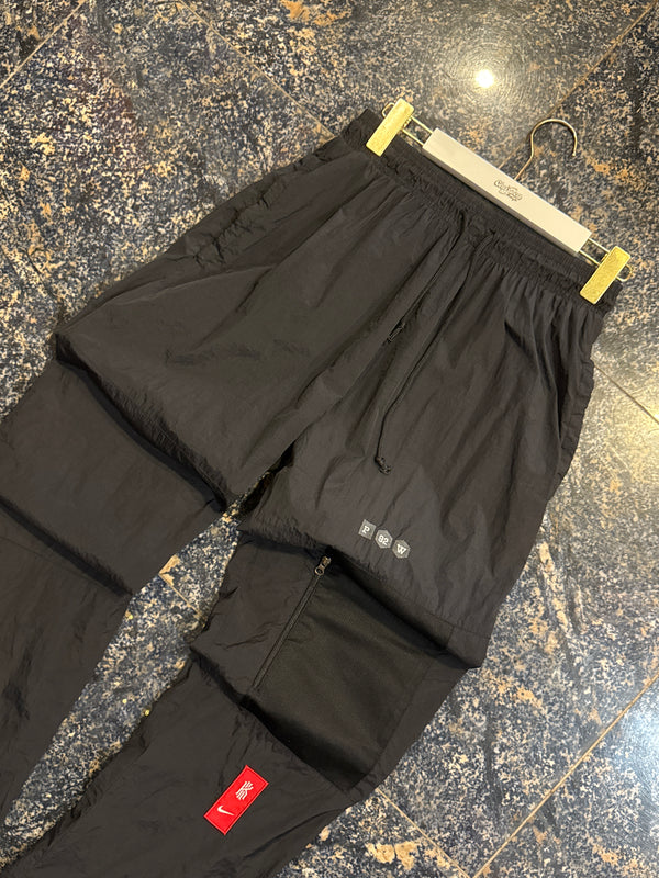 VINTAGE NIKE TRACK PANTS L