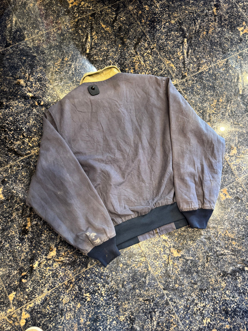 VINTAGE CARHARTT JACKETS S