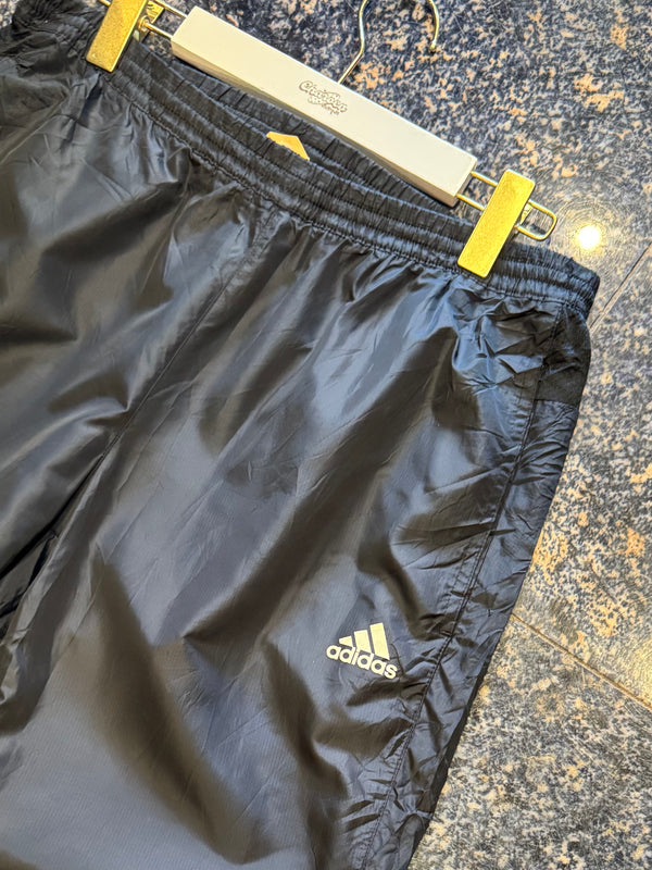 VINTAGE ADIDAS TRACK PANTS M